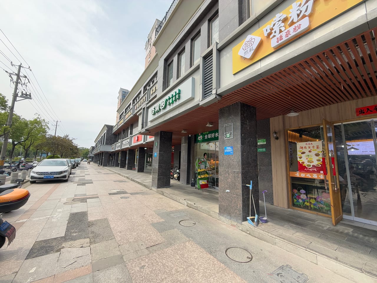 扶港路旺铺转让，有燃气，小区主街道，靠近菜市场，不限业态-7