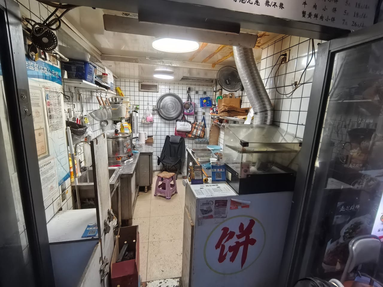 静安上海大学对面餐饮店转让！近1号线成熟街区消费稳健-2