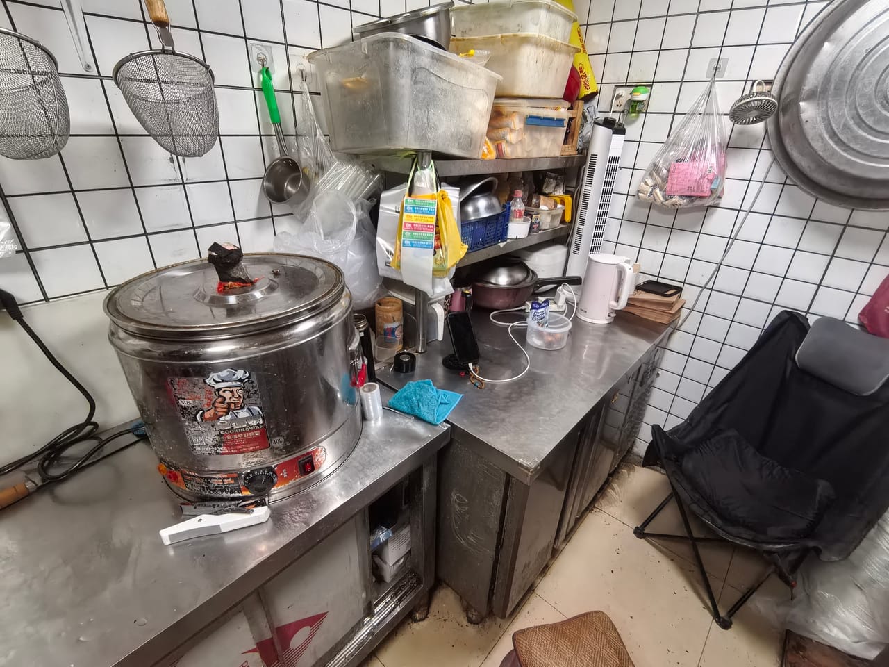 静安上海大学对面餐饮店转让！近1号线成熟街区消费稳健-7