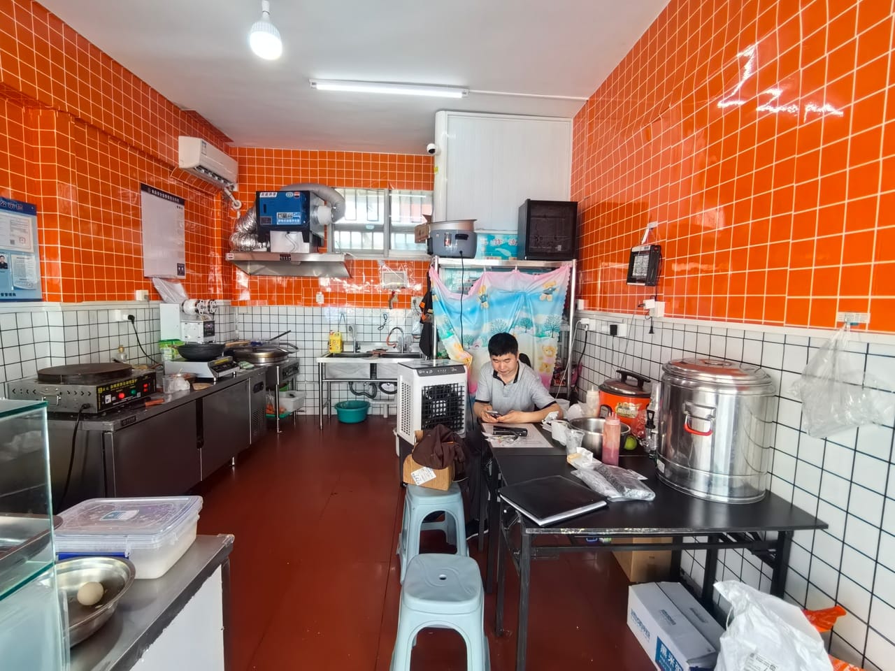 青浦区浦仓路煎饼小吃店转让！附近学校居民医院人流量大-2