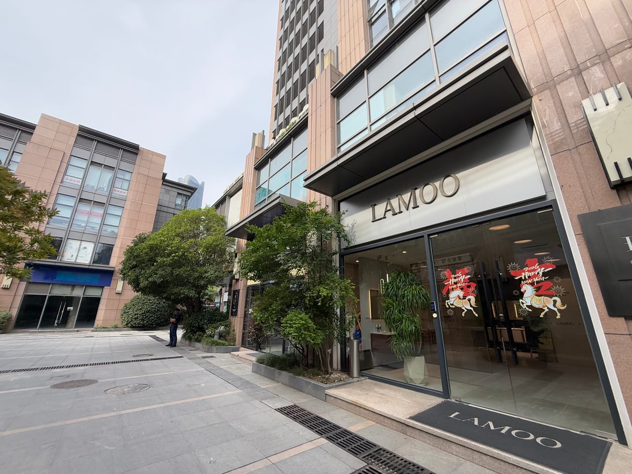 宜山路旺铺出租，商圈成熟，消费稳定，不限业态，无转让费-9