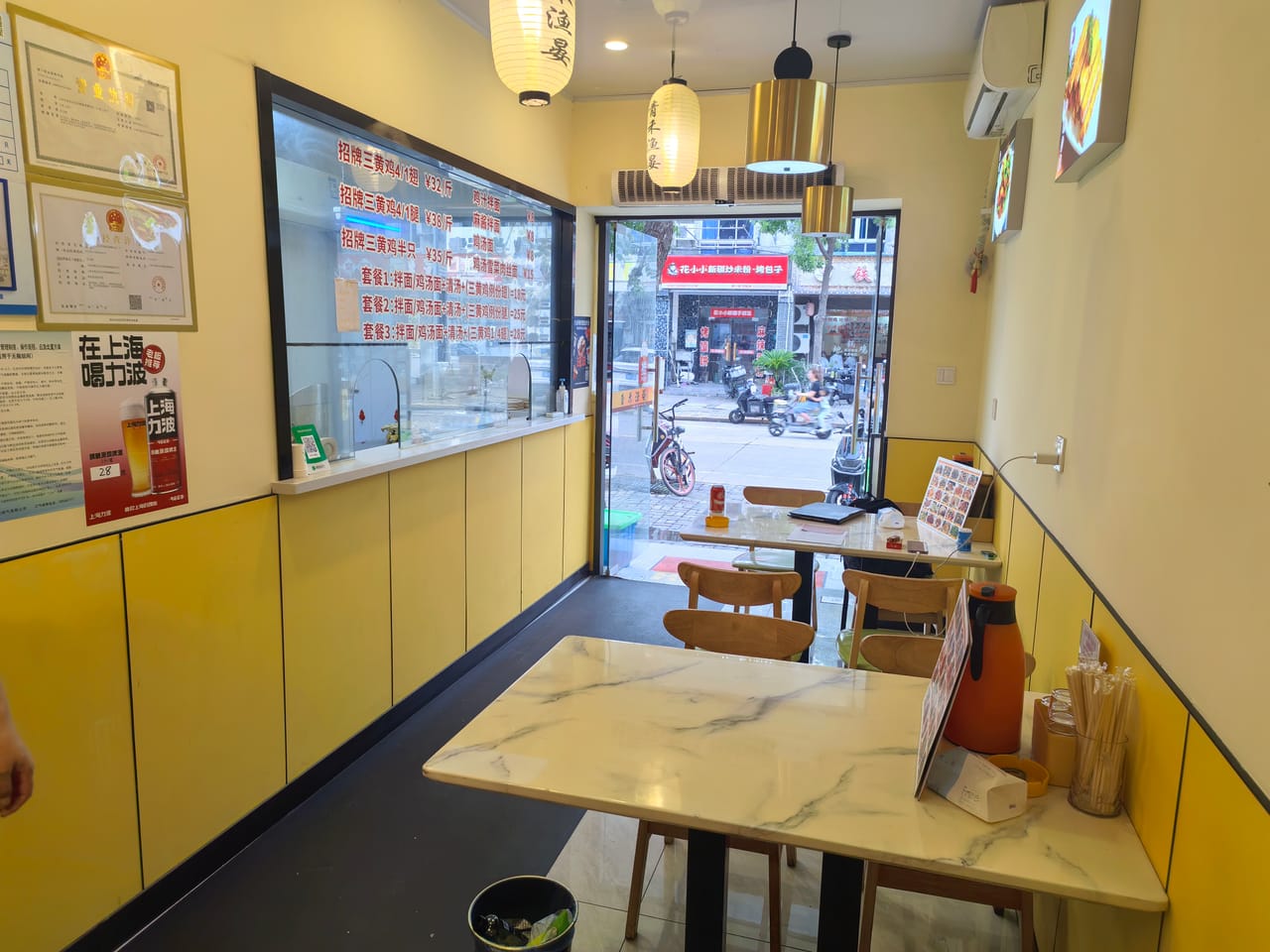 月租3千多 嘉定区安亭镇泰顺路餐饮店转让！厂区公寓密集人流大-7