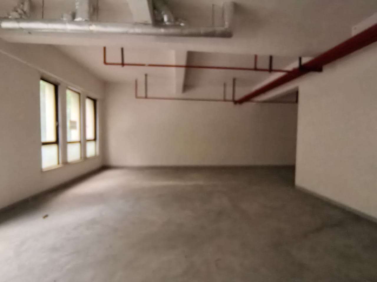 崇福路旺铺出租，位于小区主街道，不限业态，人流量大消费稳定-10