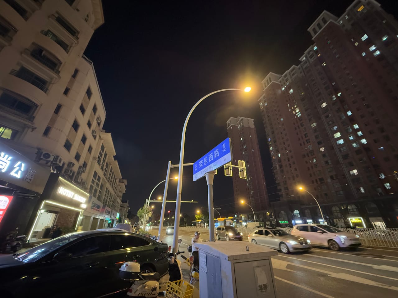 荣乐西路旺铺转让！十字路口位置，多小区分布，人流量大流水稳-10