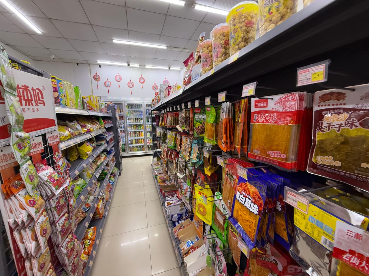 日流水6千多 松江新桥镇小区门口便利店转让！附近广场人气旺-6