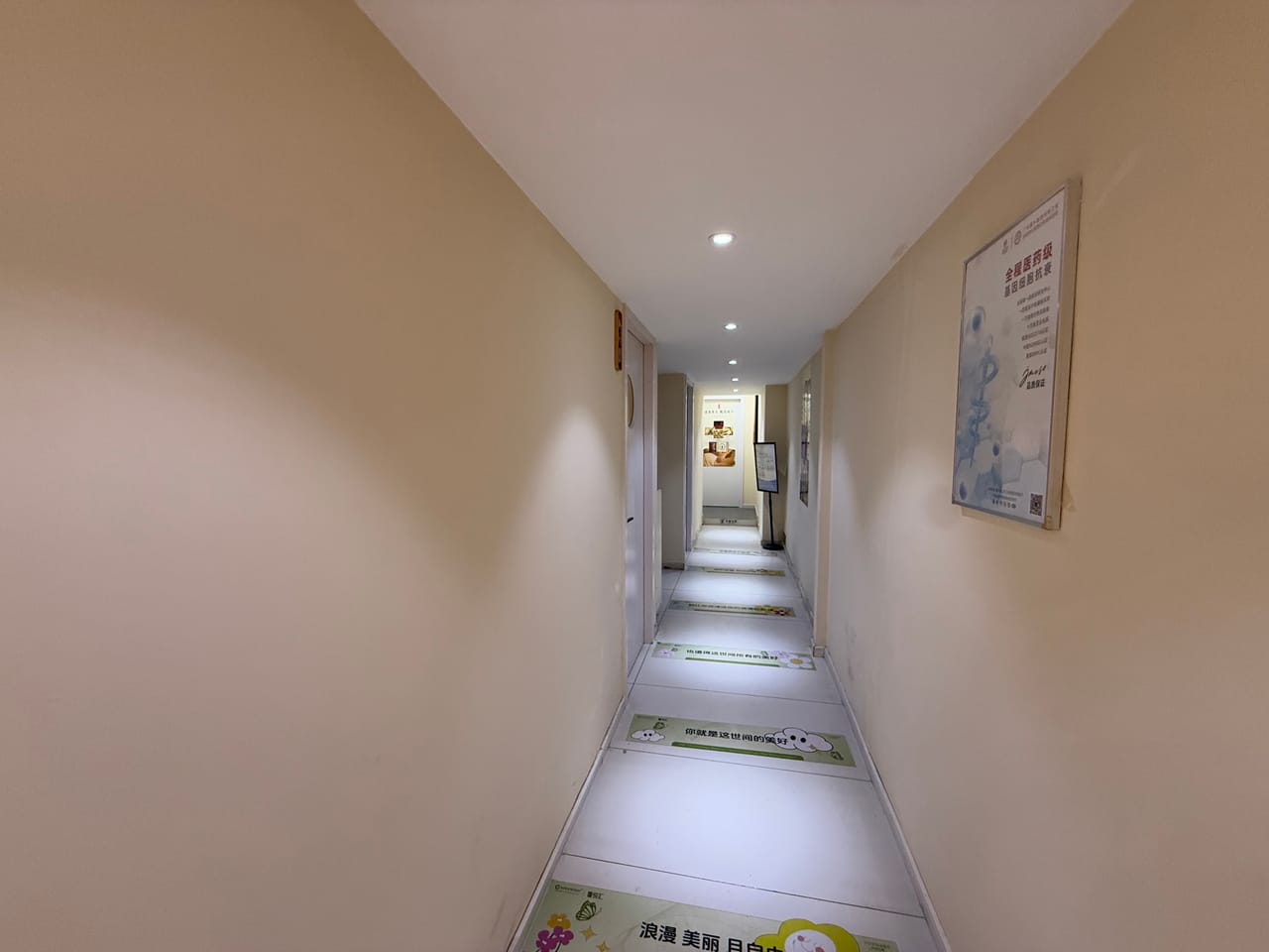 桥路美容院转让，3个独立包间，小区主街道，人流量大消费稳-9