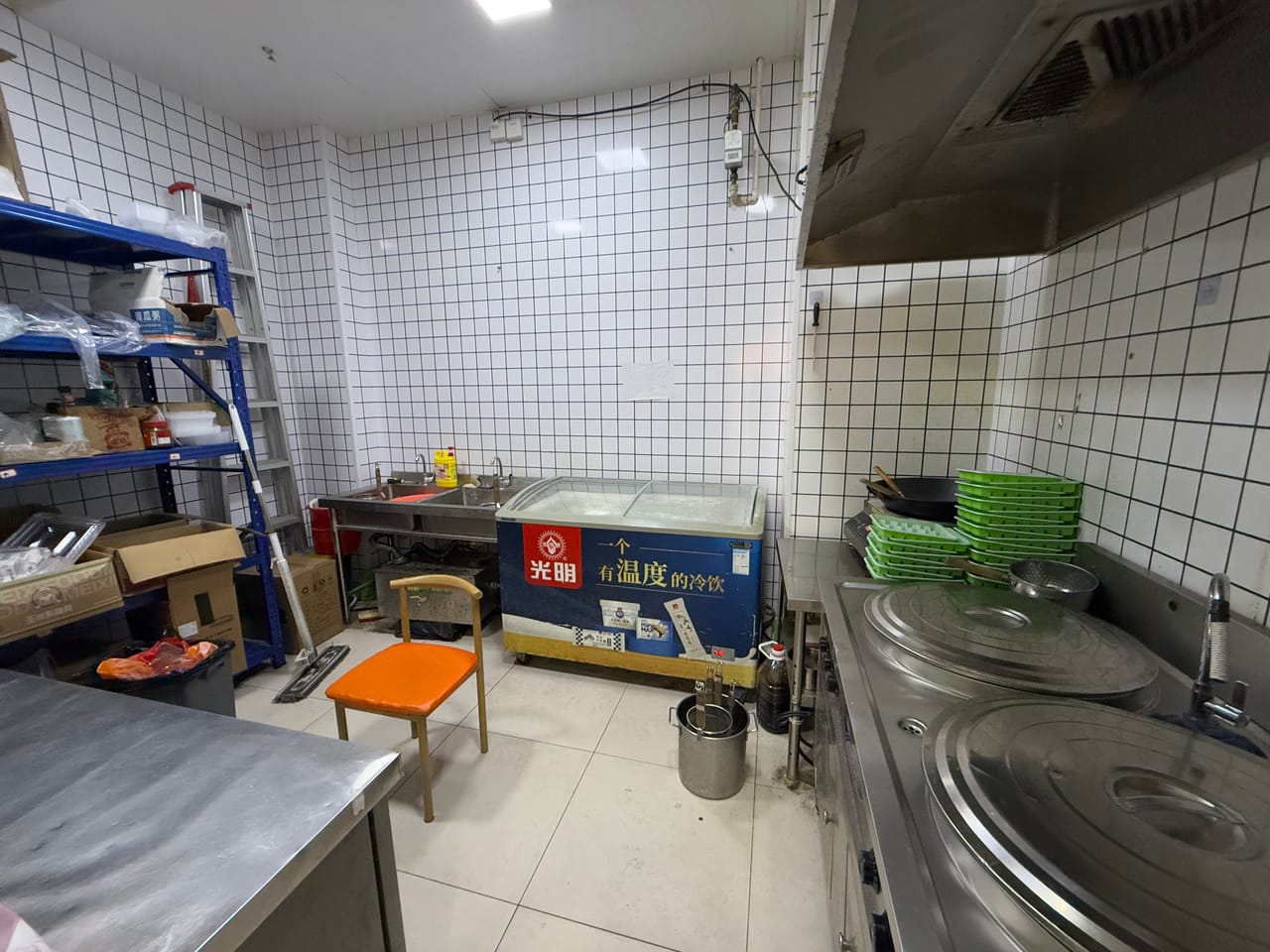 月租3千多 宝山区罗店镇塘西街餐饮水饺店转让！消费稳健-5