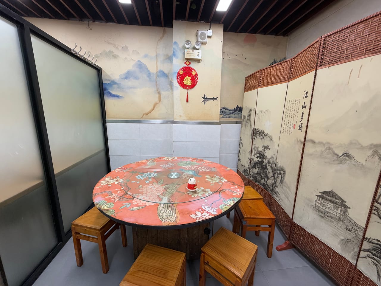绥德路旺铺转让！纯一楼门头宽，多小区商务分布，人流大位置佳-7