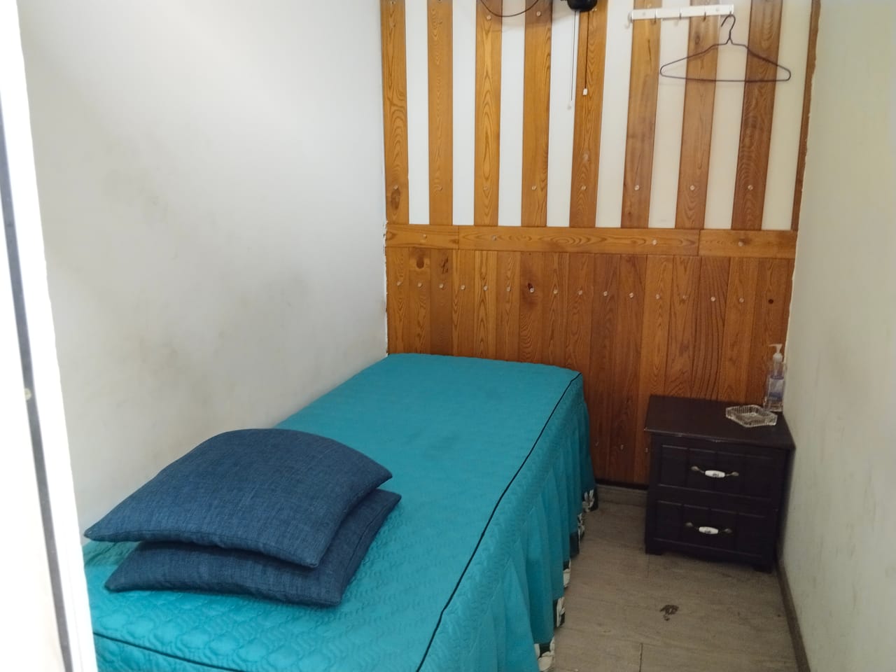 普陀区真如街道足浴店转让！小区门口沿街店可餐饮人员密消费稳-8
