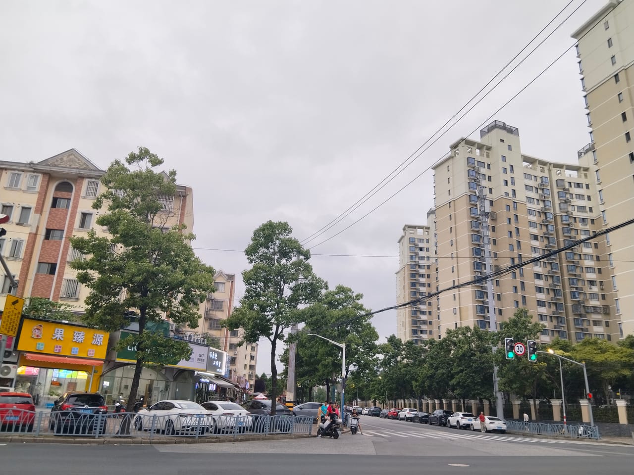 普陀区白丽路美发店转让！性价比高十字路口位置佳，多小区人流密集-8