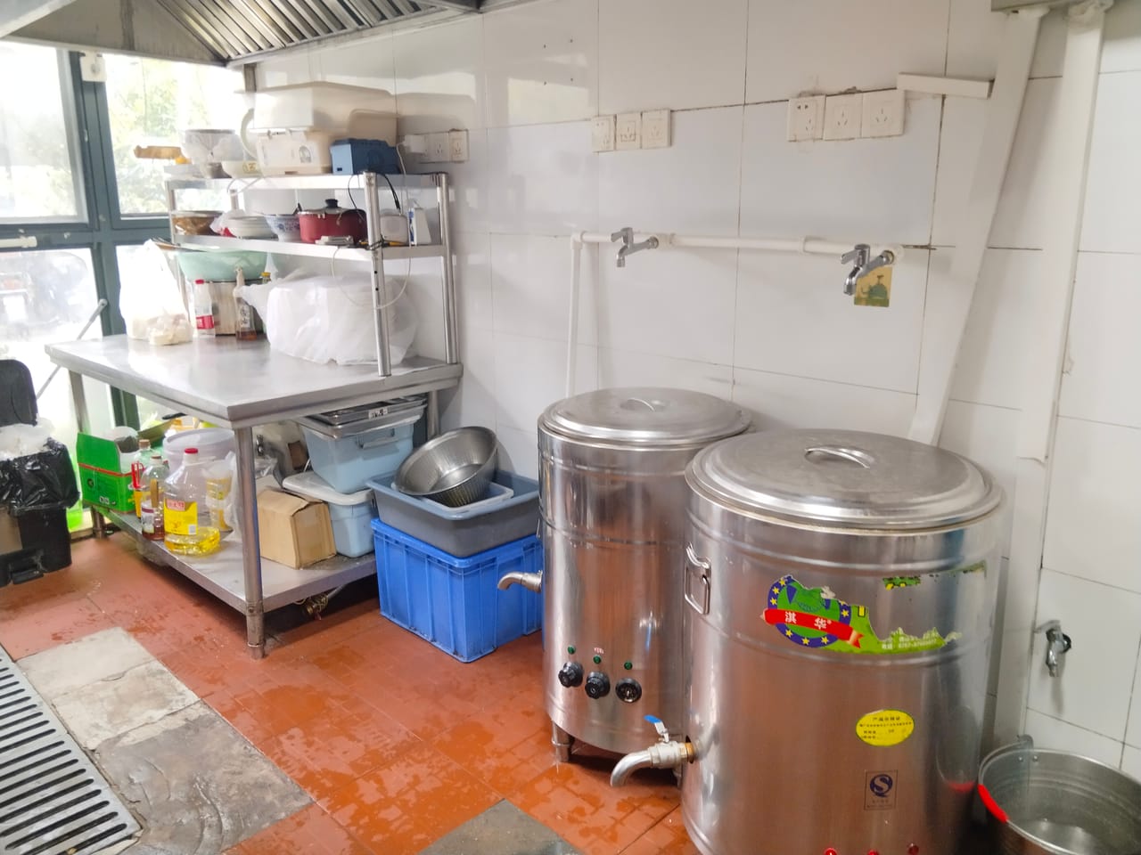 交通路旺铺转让，商务楼底下，带天然气，客源无忧，近地铁口-6