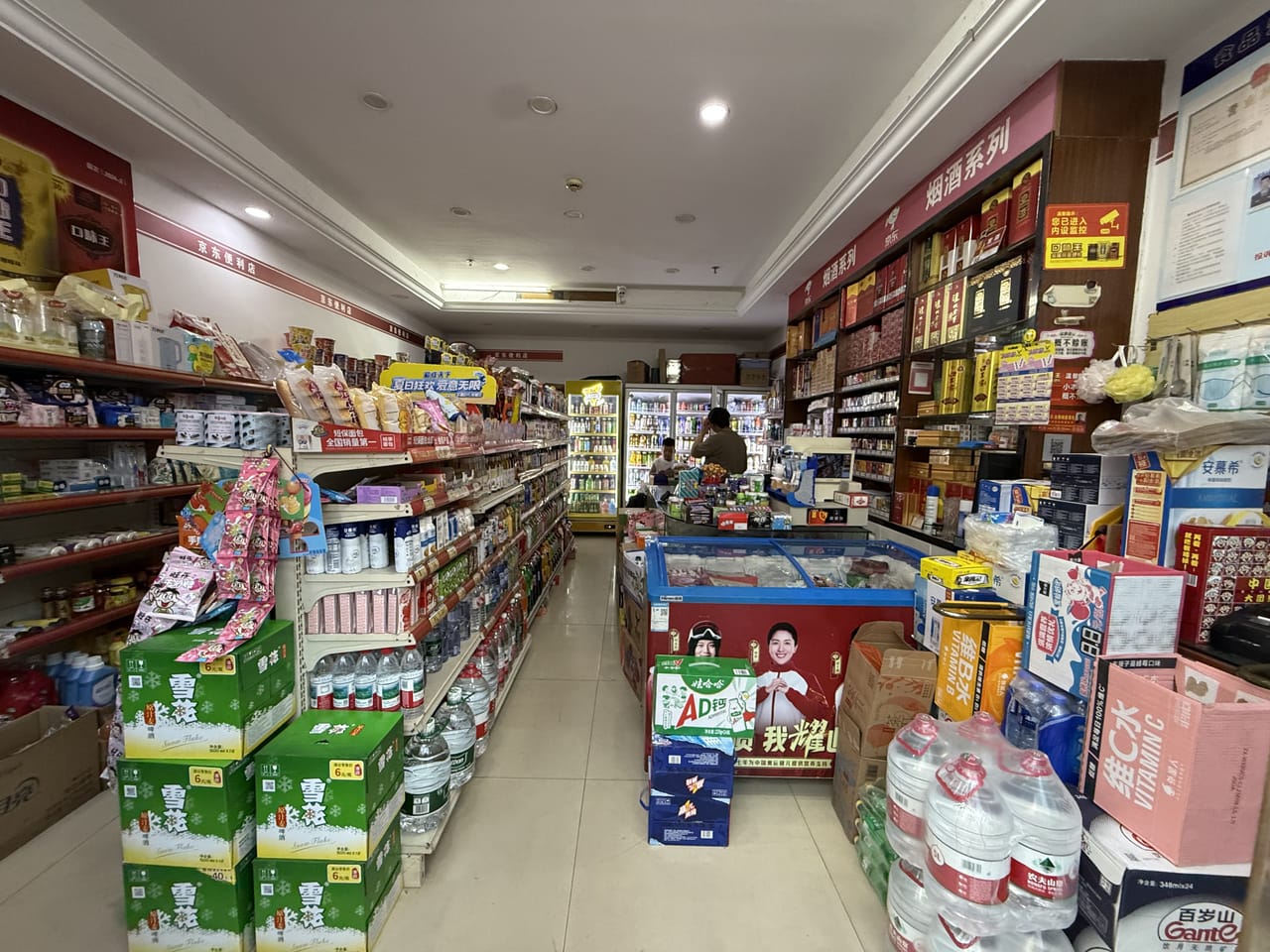 嘉定曹安公路便利店转让！近地铁商场对面附近小区公寓ktv-7