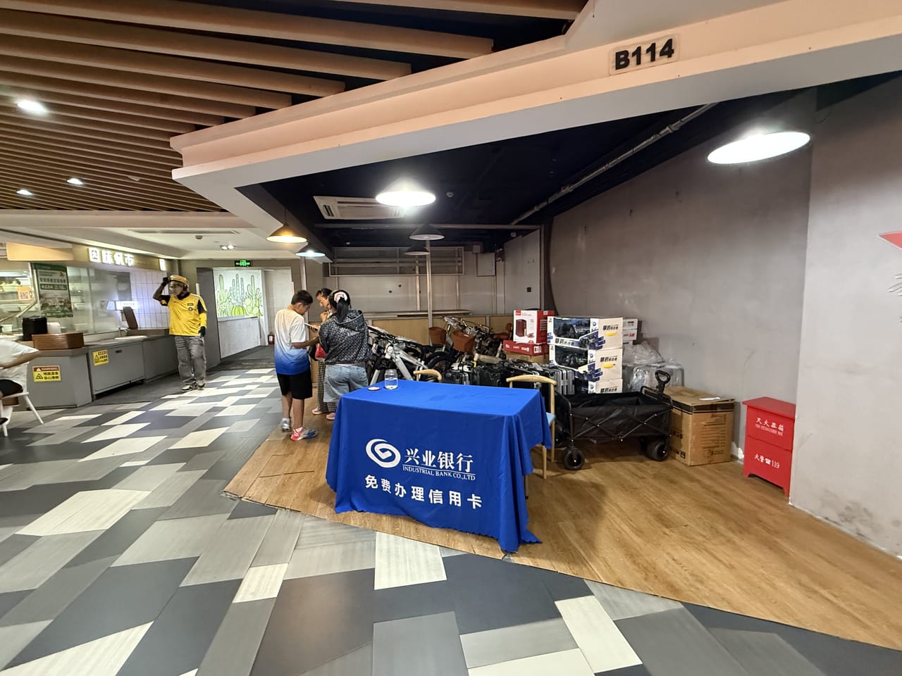 徐汇徐家汇美食城招租旺铺！近地铁商务楼大厦人流量大-7