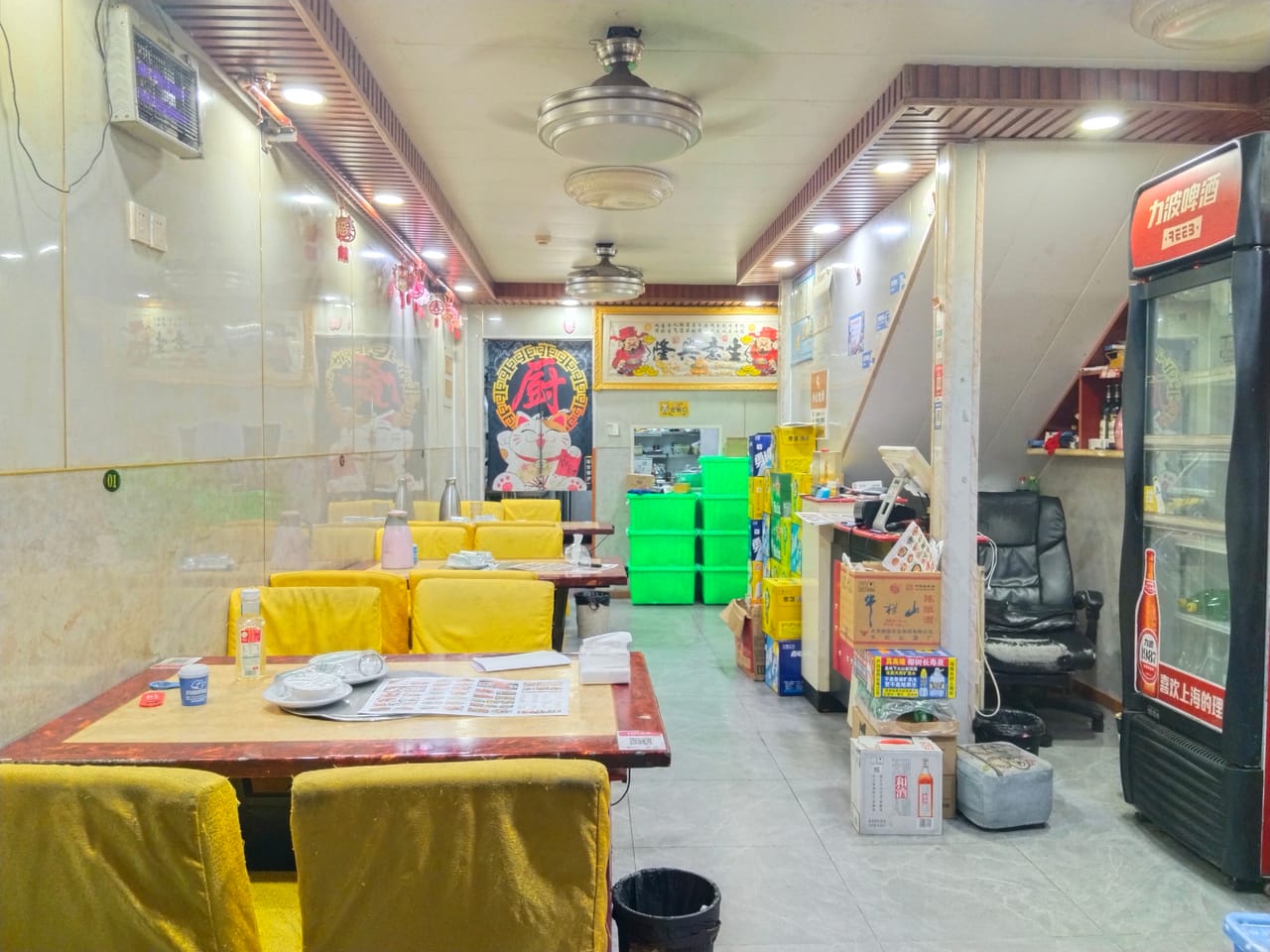 工业园公寓附近！宝山市台路餐饮店转让！带包间客源稳定-2