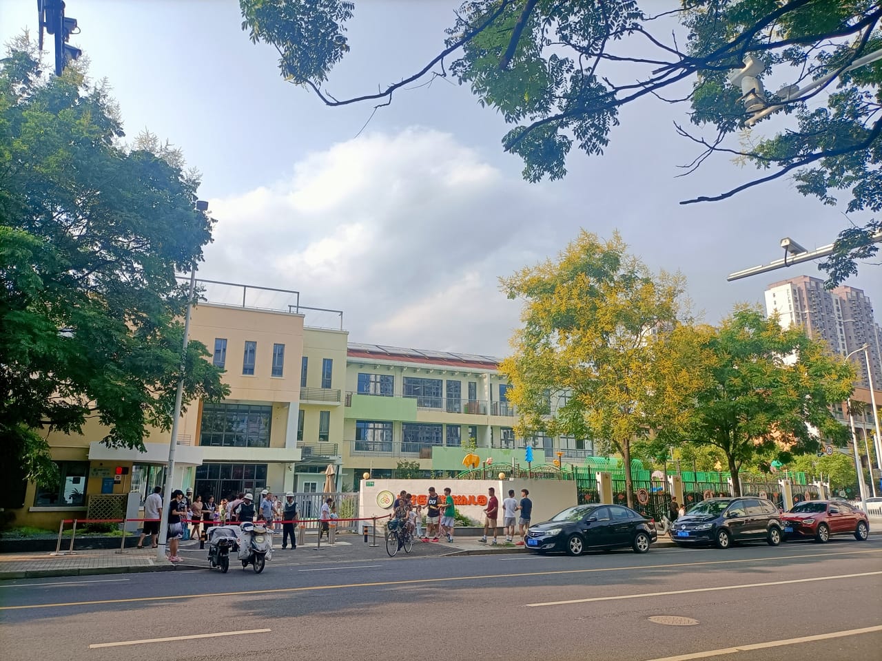 兴南路旺铺转让！商圈成熟位于主街道，附近人流密集位置佳-8