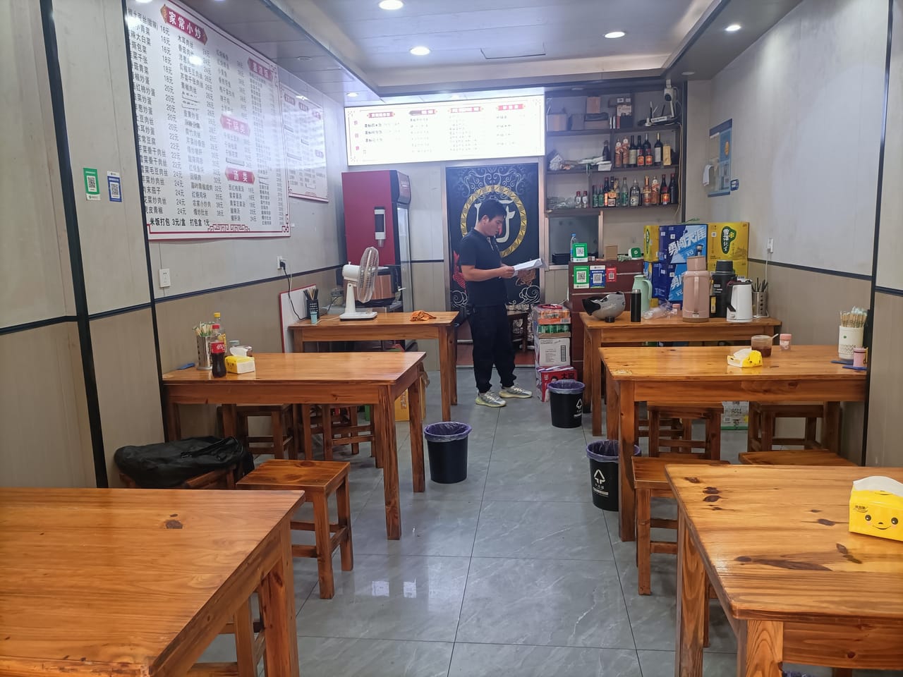 浦东康桥梓康路餐饮店转让！无行业限制客源稳定，位置佳人流量密集-2