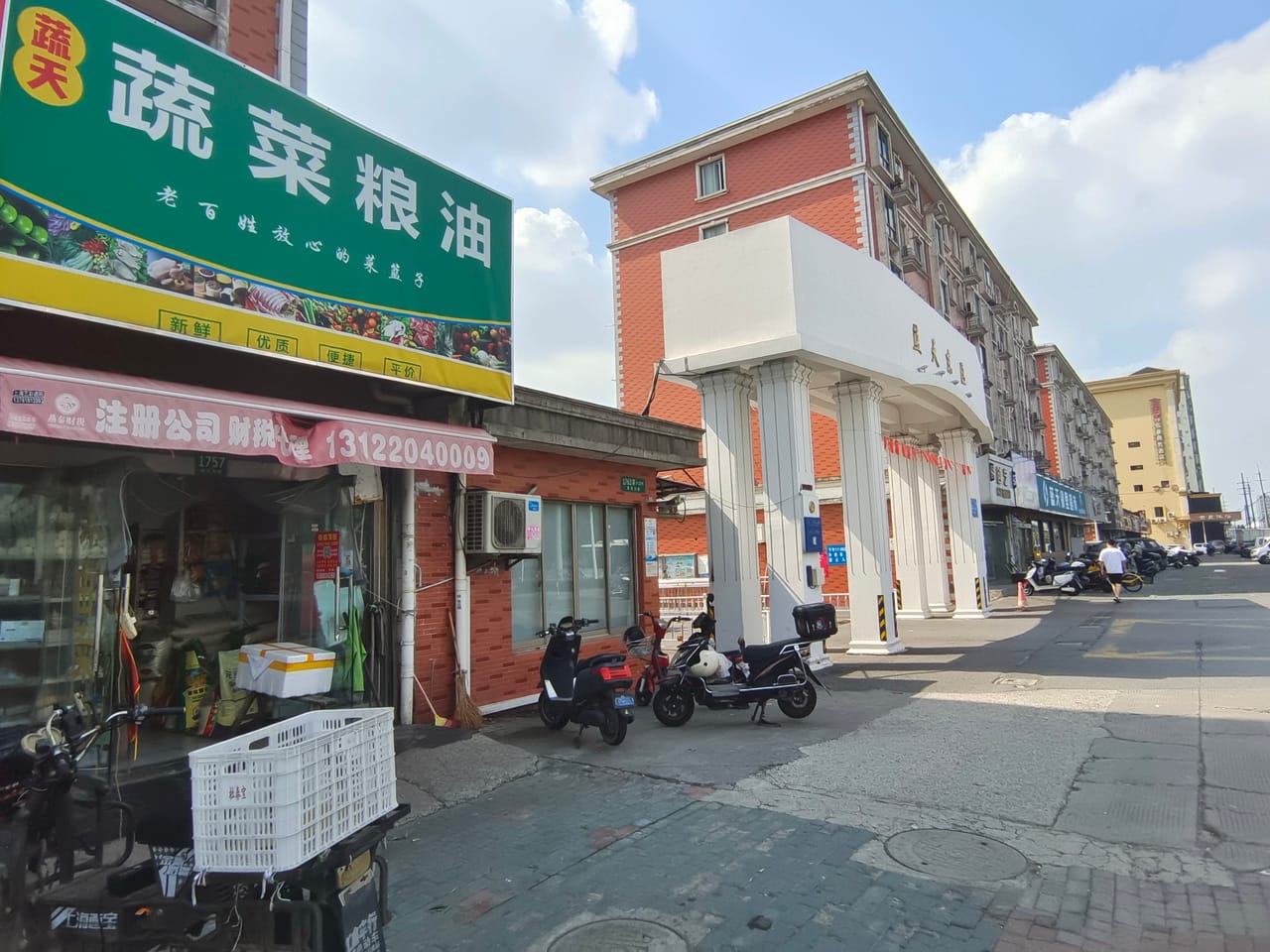 松江荣乐东路生鲜店转让！商圈成熟客源稳定，位置佳人流量大-7