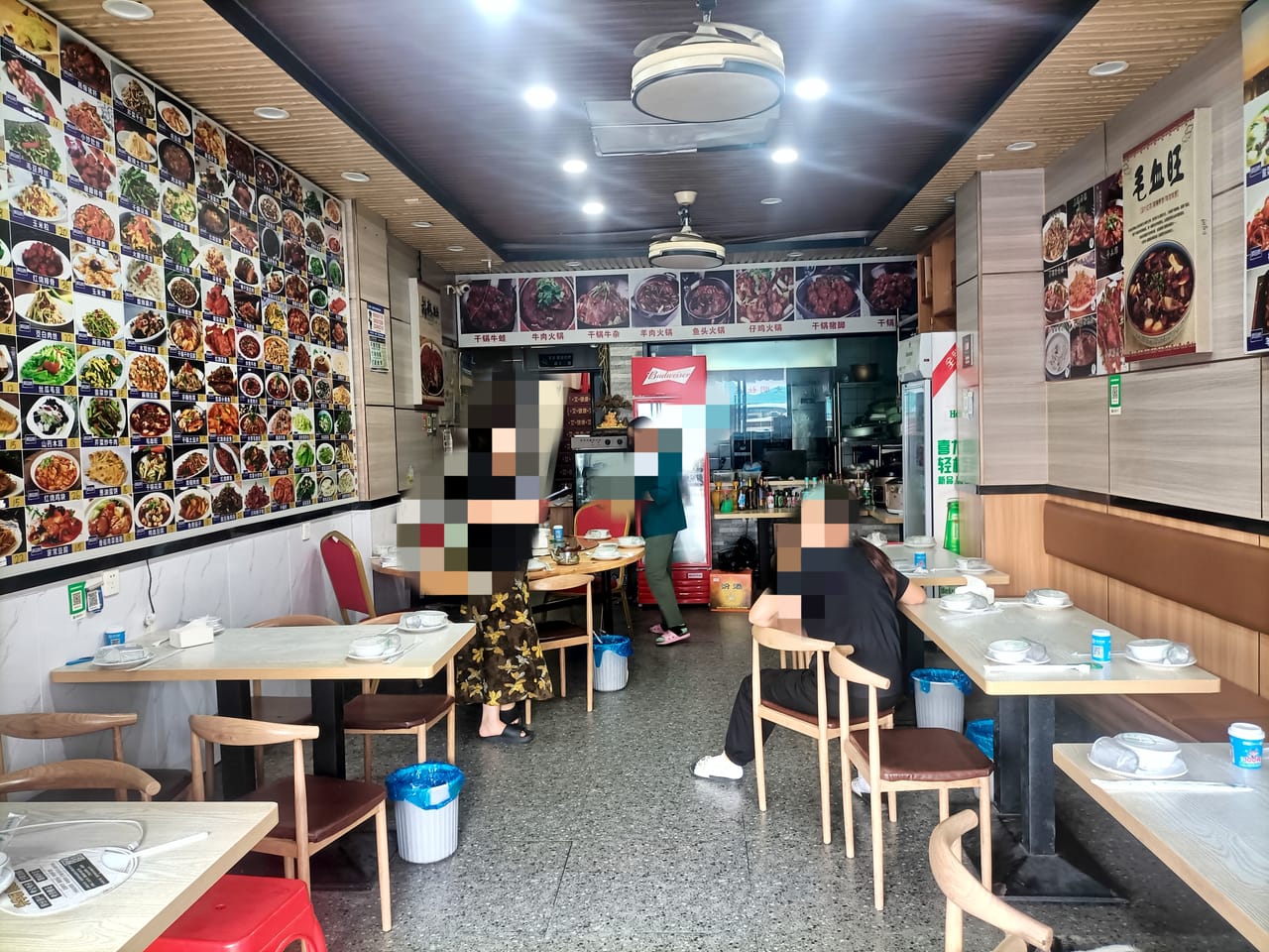 浦东惠南镇餐饮店转让！十字路口对面保健院小区公寓学校密集-2
