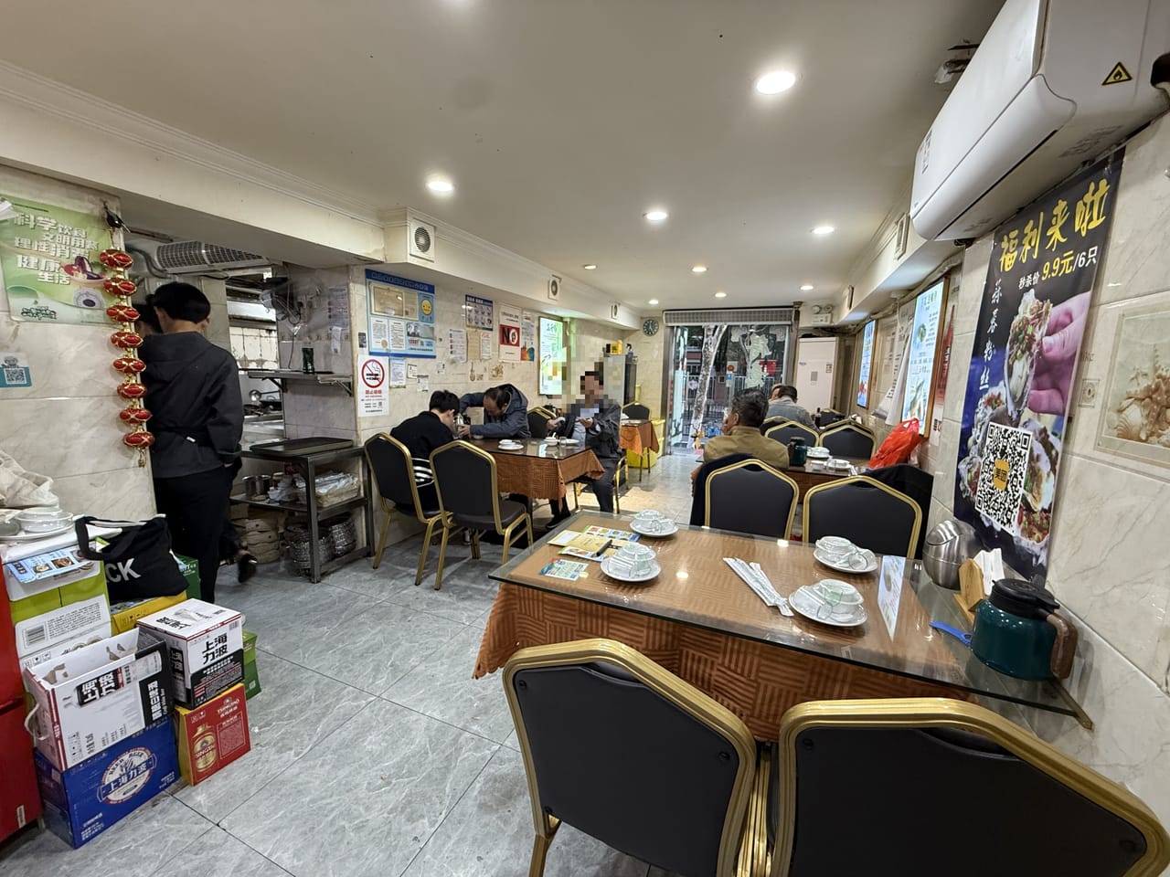 虹口江湾街道车站南路餐饮店转让！十七年老店有天然气，客源稳定-4