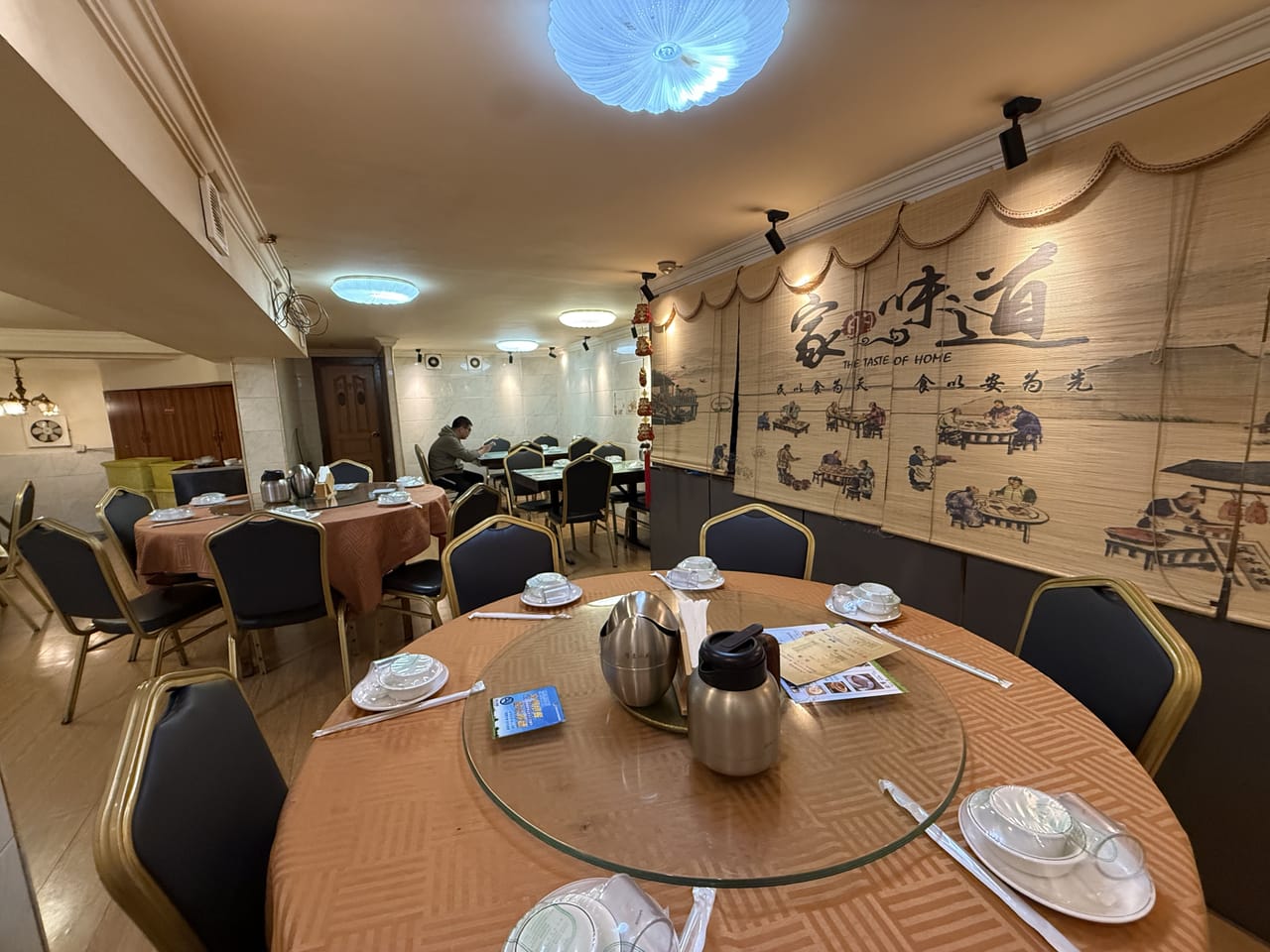 虹口江湾街道车站南路餐饮店转让！十七年老店有天然气，客源稳定-3