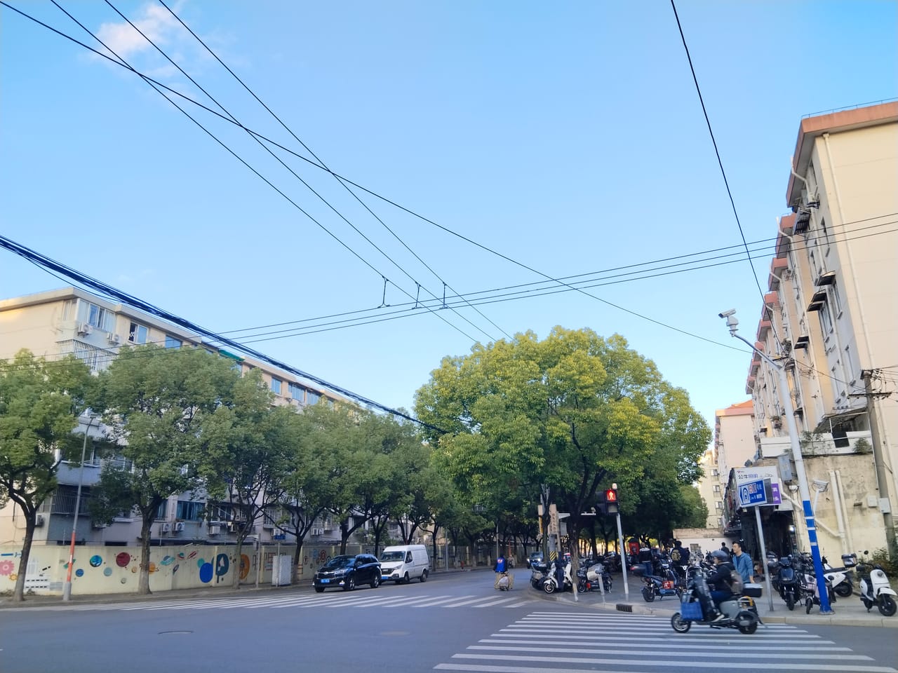 闵行青杉路双开精装修旺铺转让！可空转小区公寓医院密集消费稳-9