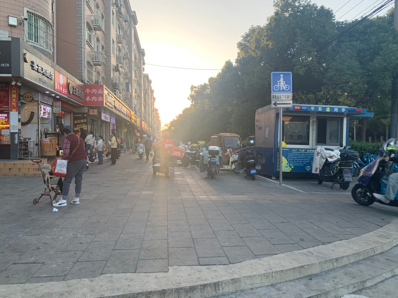 闵行区东川路小吃店转让！商圈成熟多小区分布，人流密集，位置佳-8
