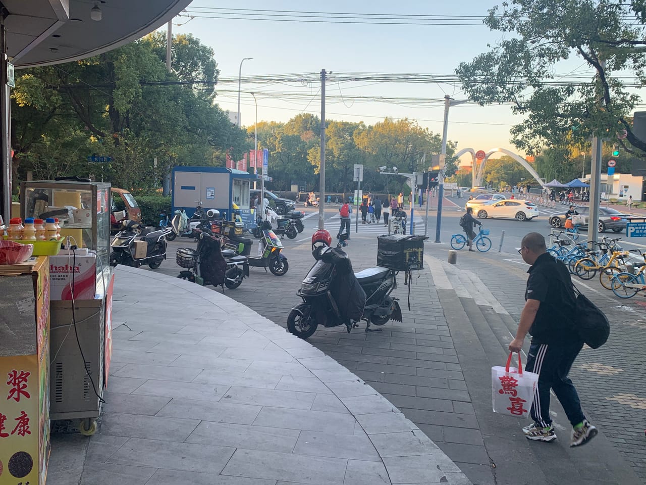 闵行区东川路小吃店转让！商圈成熟多小区分布，人流密集，位置佳-10