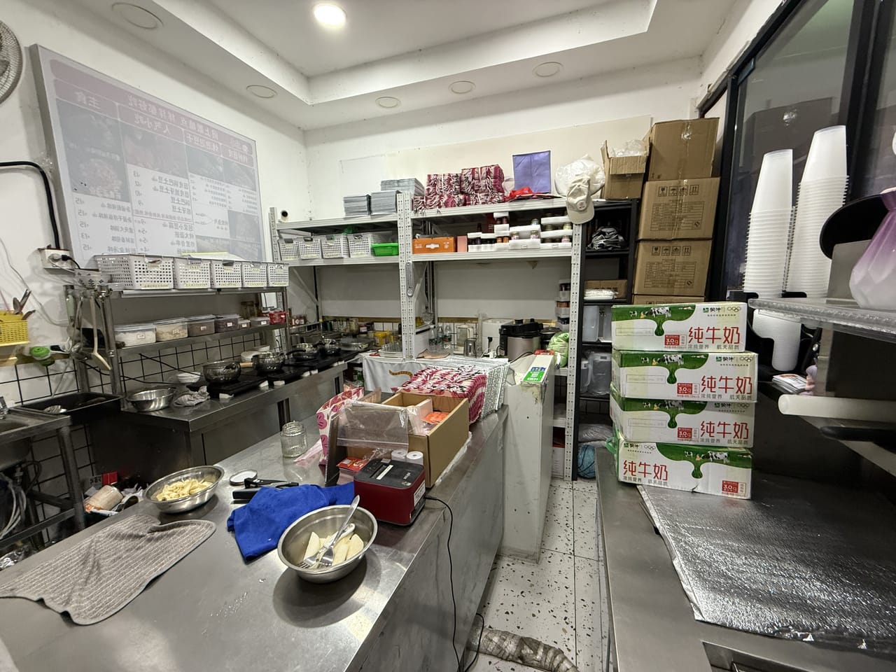 浦东惠南镇东门大街奶茶店转让！租金实惠商圈成熟，位置佳，人流密集-6