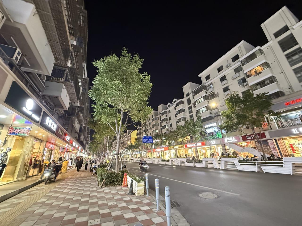 浦东惠南镇东门大街奶茶店转让！租金实惠商圈成熟，位置佳，人流密集-9