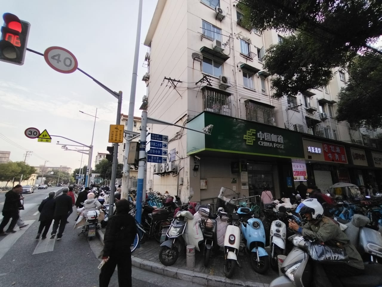 大华三路旺铺出租！门头宽带装修，小区主街道客源无忧！-6