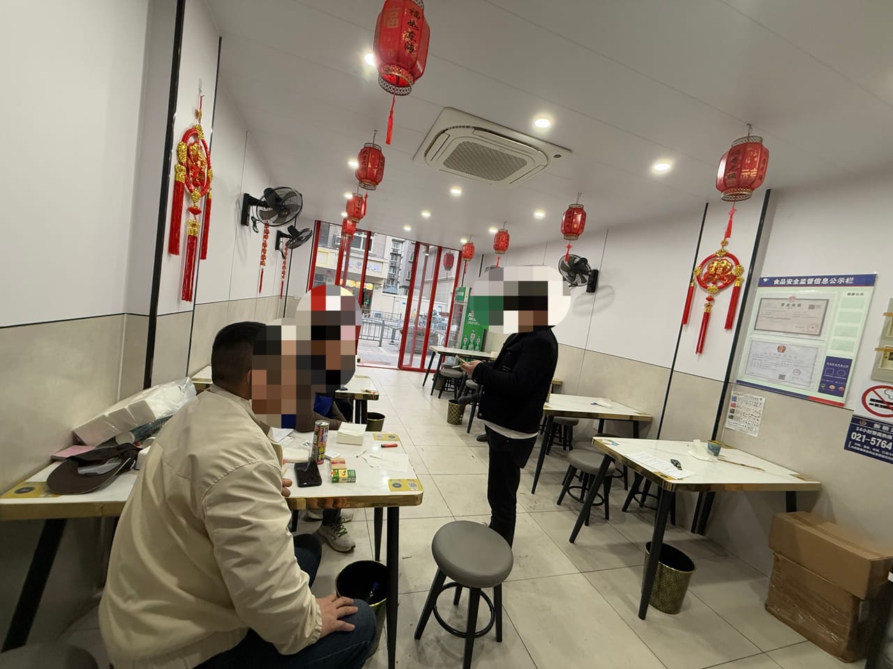 松江新南街步行街餐饮店转让！休闲购物一体人流量大-2