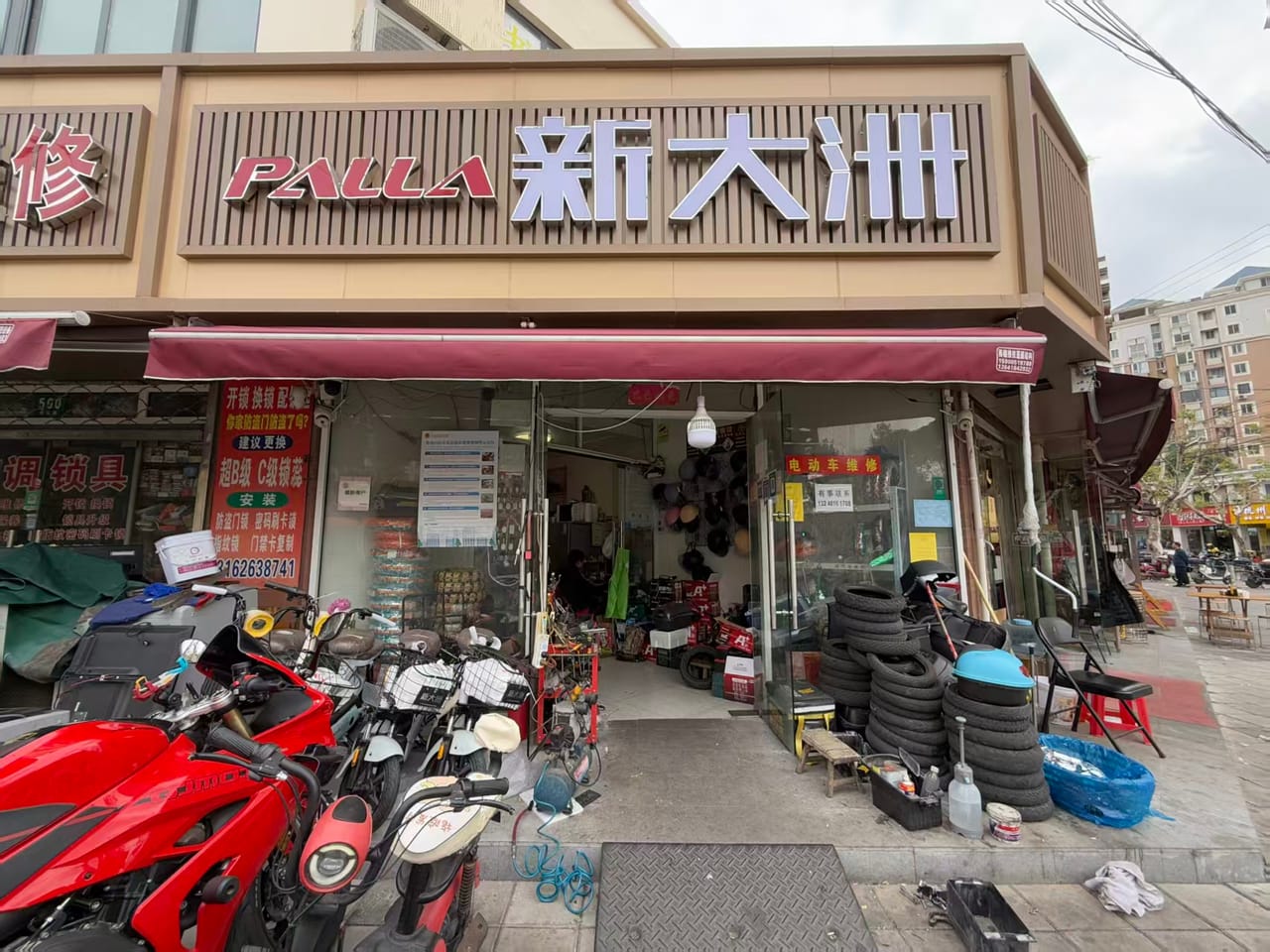 台儿庄路旺铺转让！菜市场门口，带客源！小区密集客源无忧！-2
