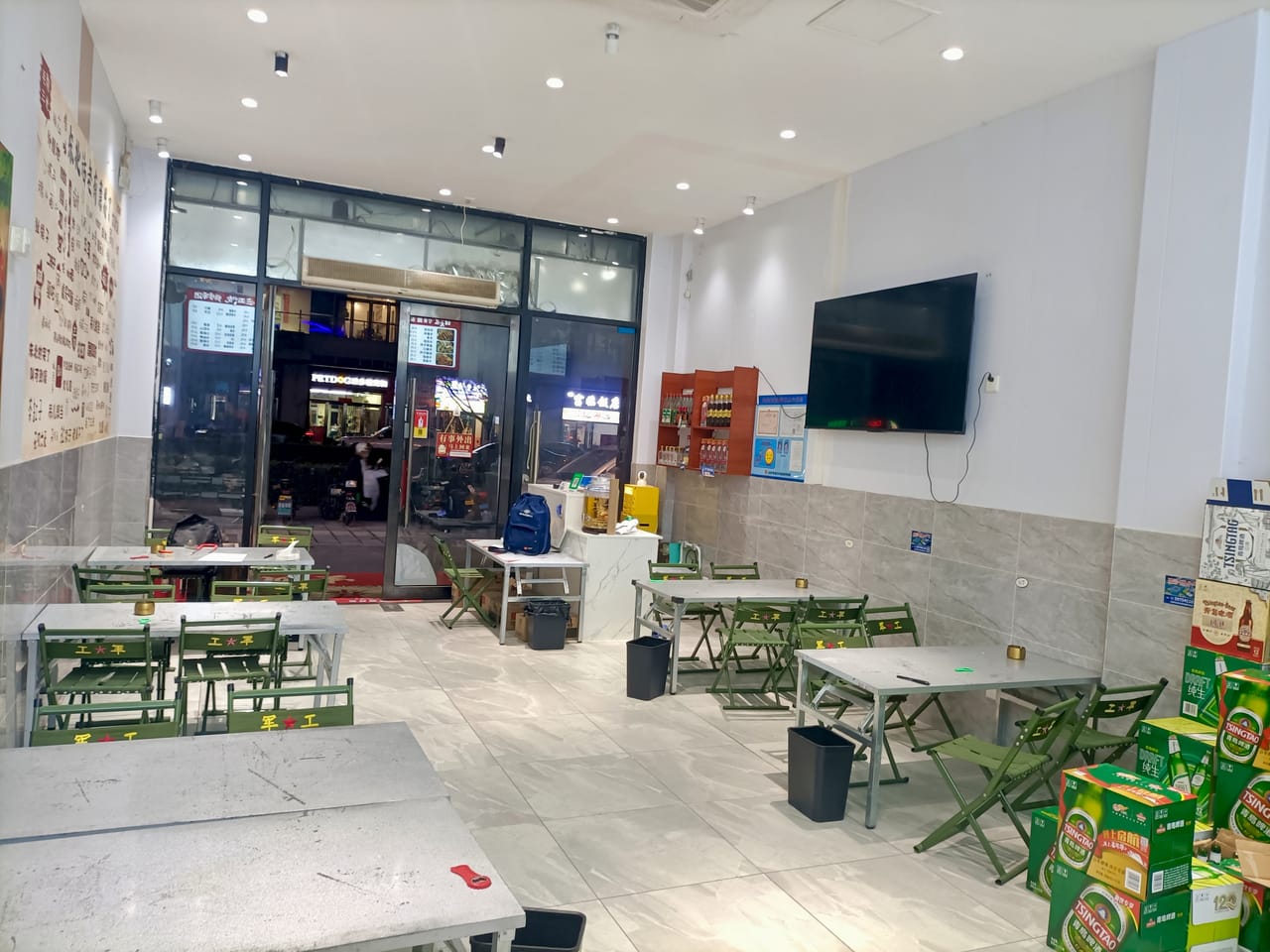 青浦镇泽路烧烤店转让！周边多小区分布，上班族多，位置佳，人流大-4