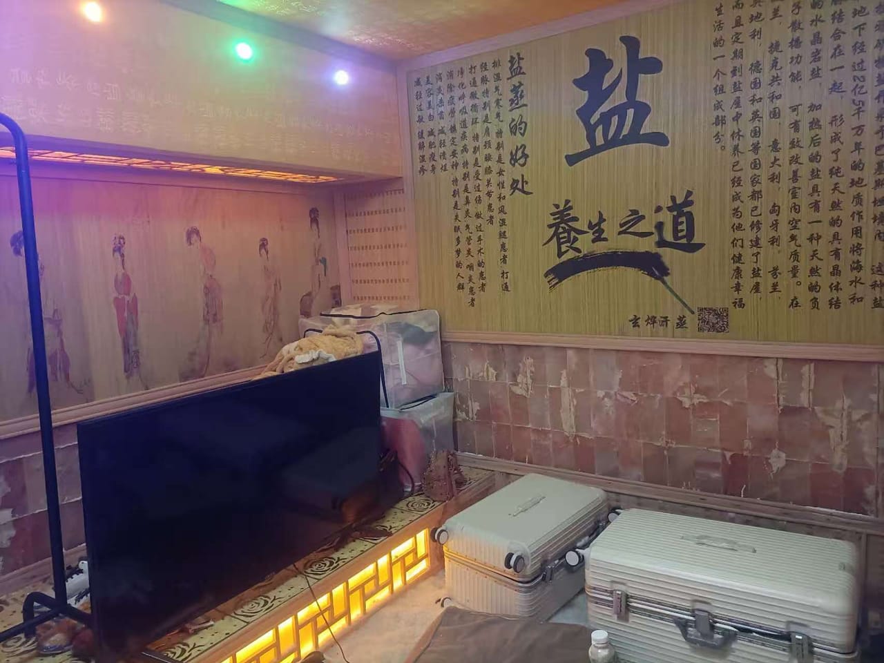 淞发路旺铺转让！租金3800/月，带装修带客源，性价比高！-7
