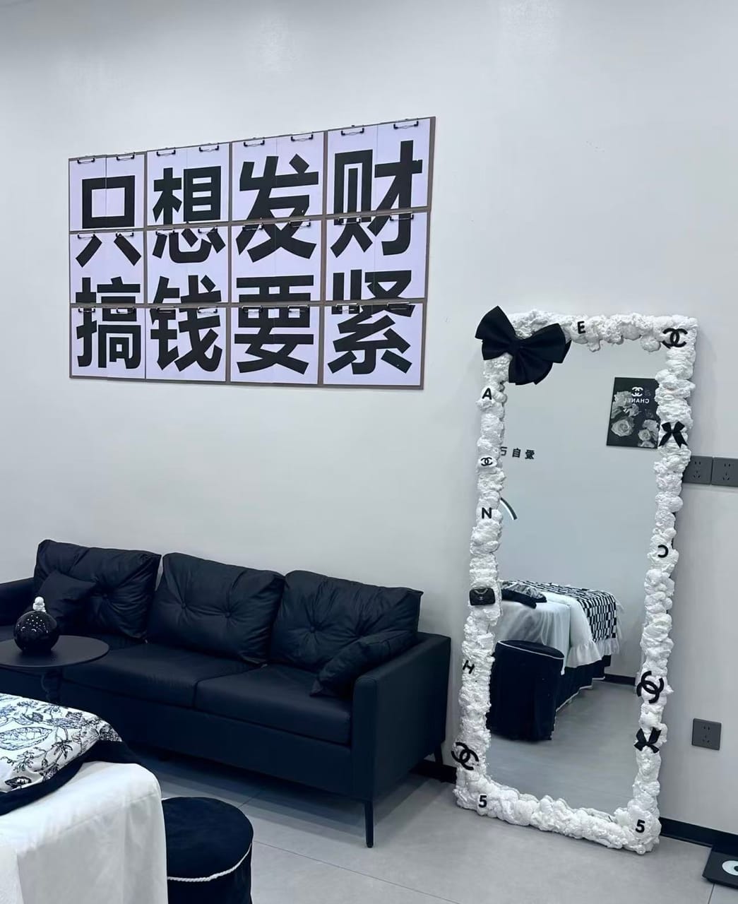 明中路美甲店转让！经营多年老店客源无忧！回头客多口碑稳！-3