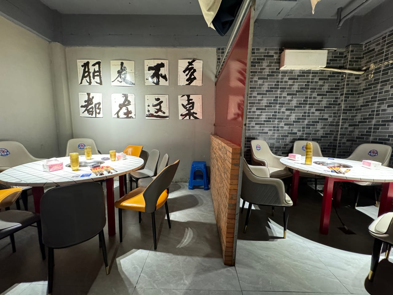 浦东成山路餐饮店转让！商圈成熟临近地铁，设备齐全，人流密集-3