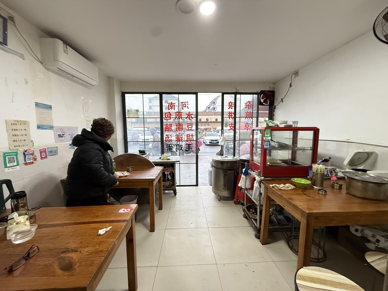 振钱路旺铺转让！3000/月，菜市场门口位置，多小区分布-2