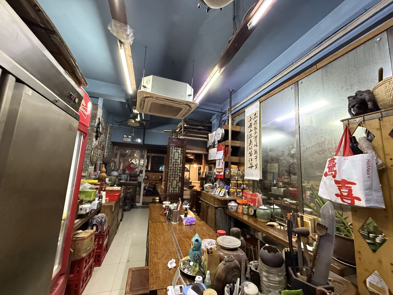 浦东齐河路餐饮店转让！沿街门店门口公交车站无行业限制，位置佳-6