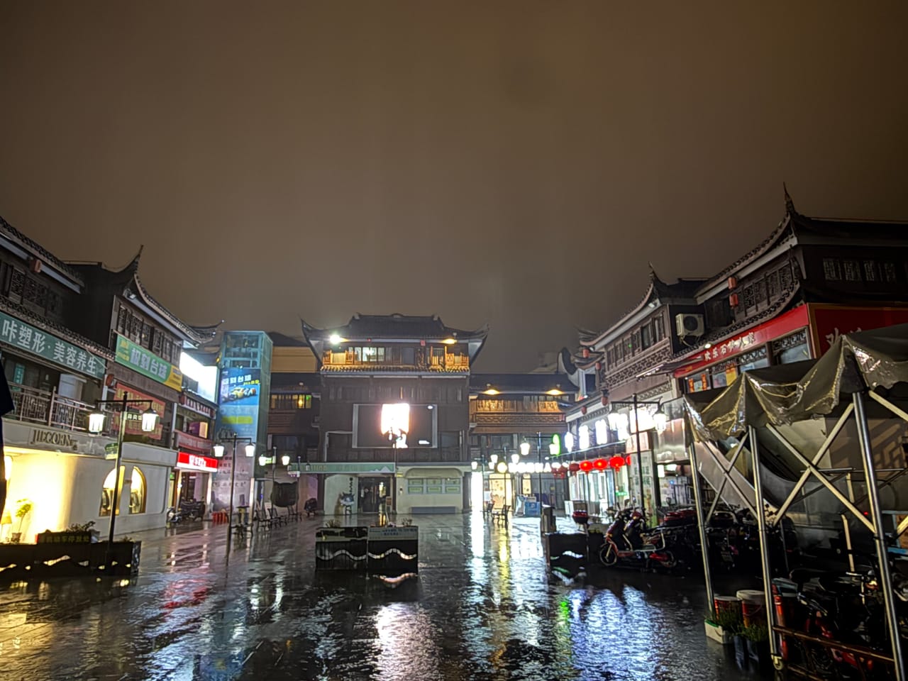 浦东新场镇东后老街烧烤店转让！外摆面积大，临近新场古镇人流密集-10