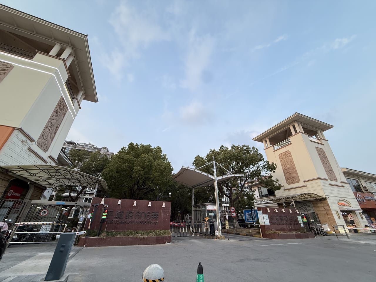 嘉定平城路小吃店转让！周边多小区学校，地理位置佳，人流量密集-9