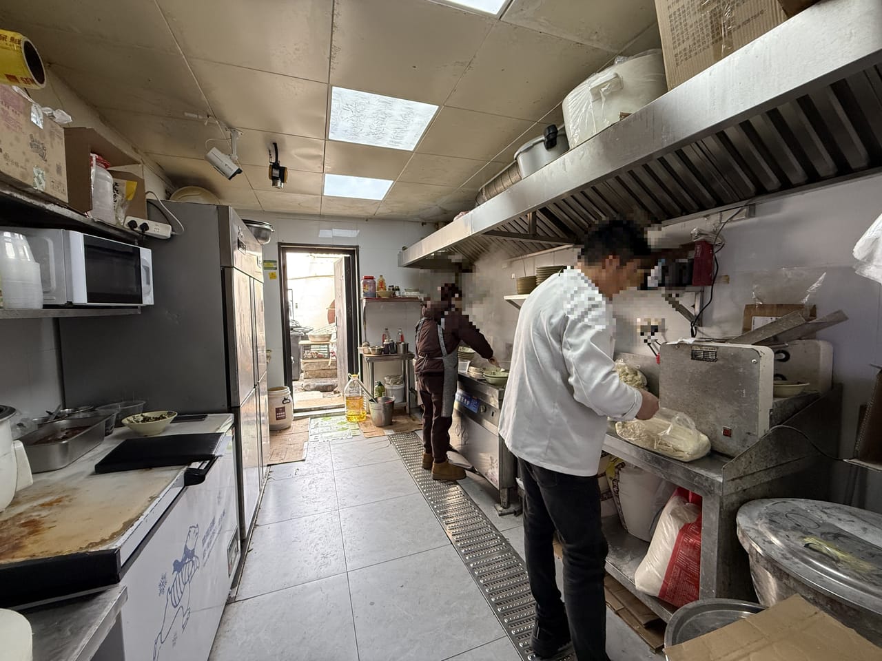 杨浦阜新路菜市场附近餐饮店转让！有天然气附近小区公寓密集-5