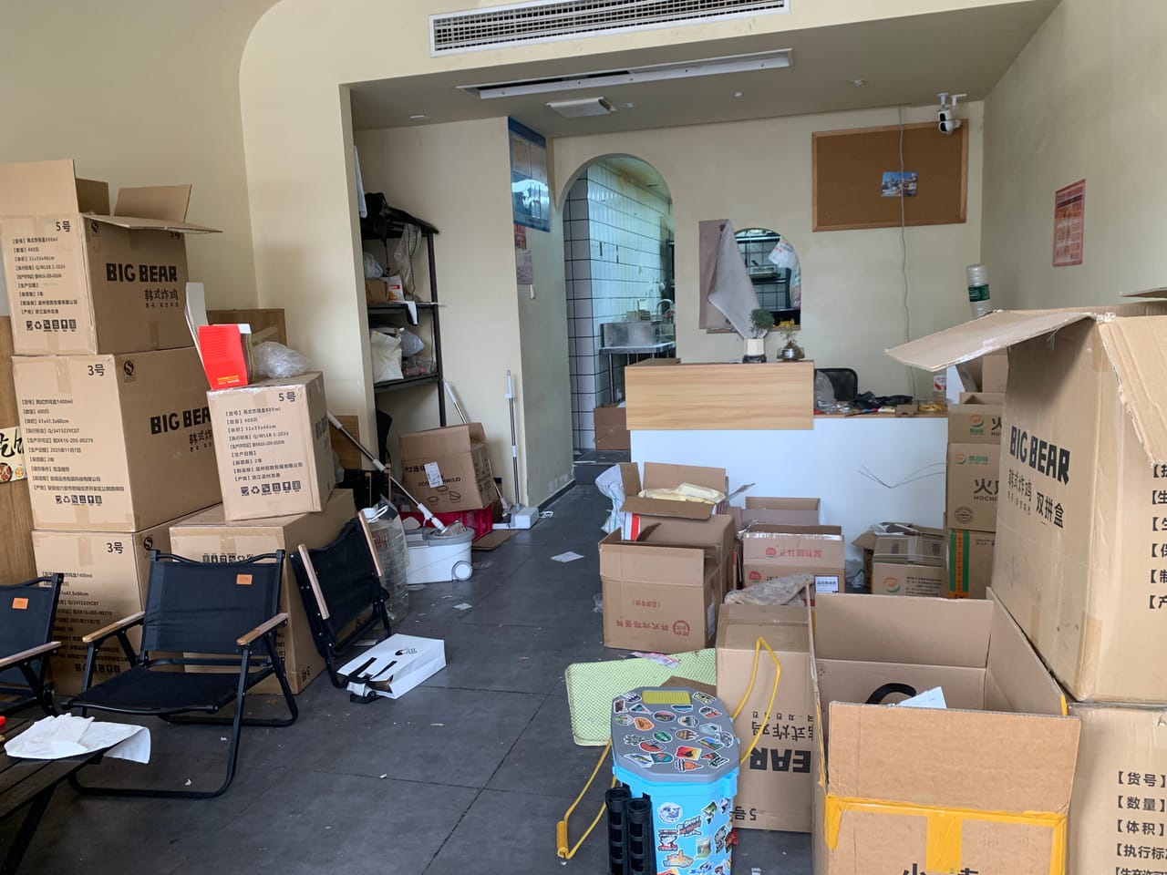 对面青浦区中医医院，多小区商务楼分布，纯外卖店，带客源转-5