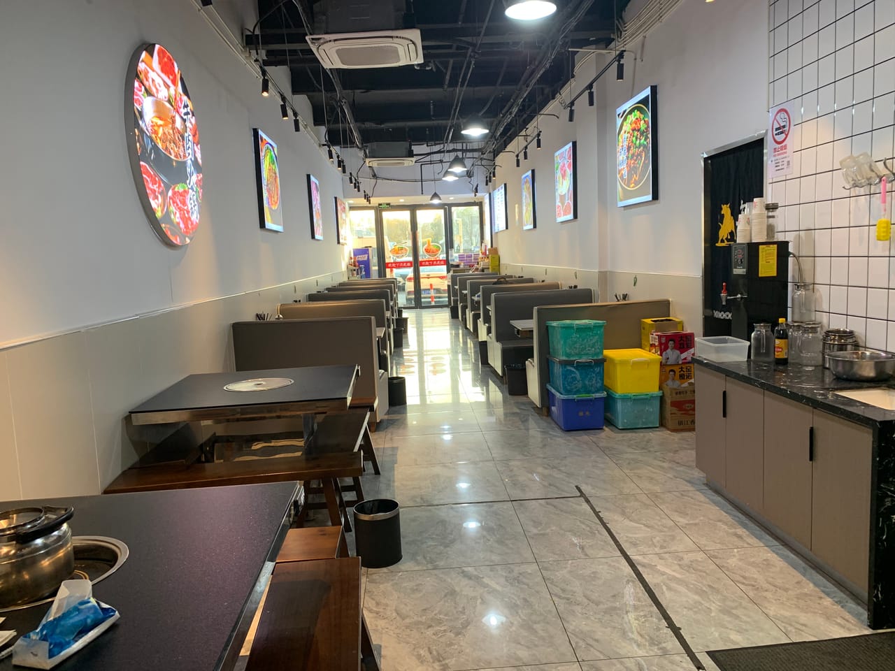 曹安公路旺铺转让！纯一楼，近地铁口，多小区商务分布，位置佳-2