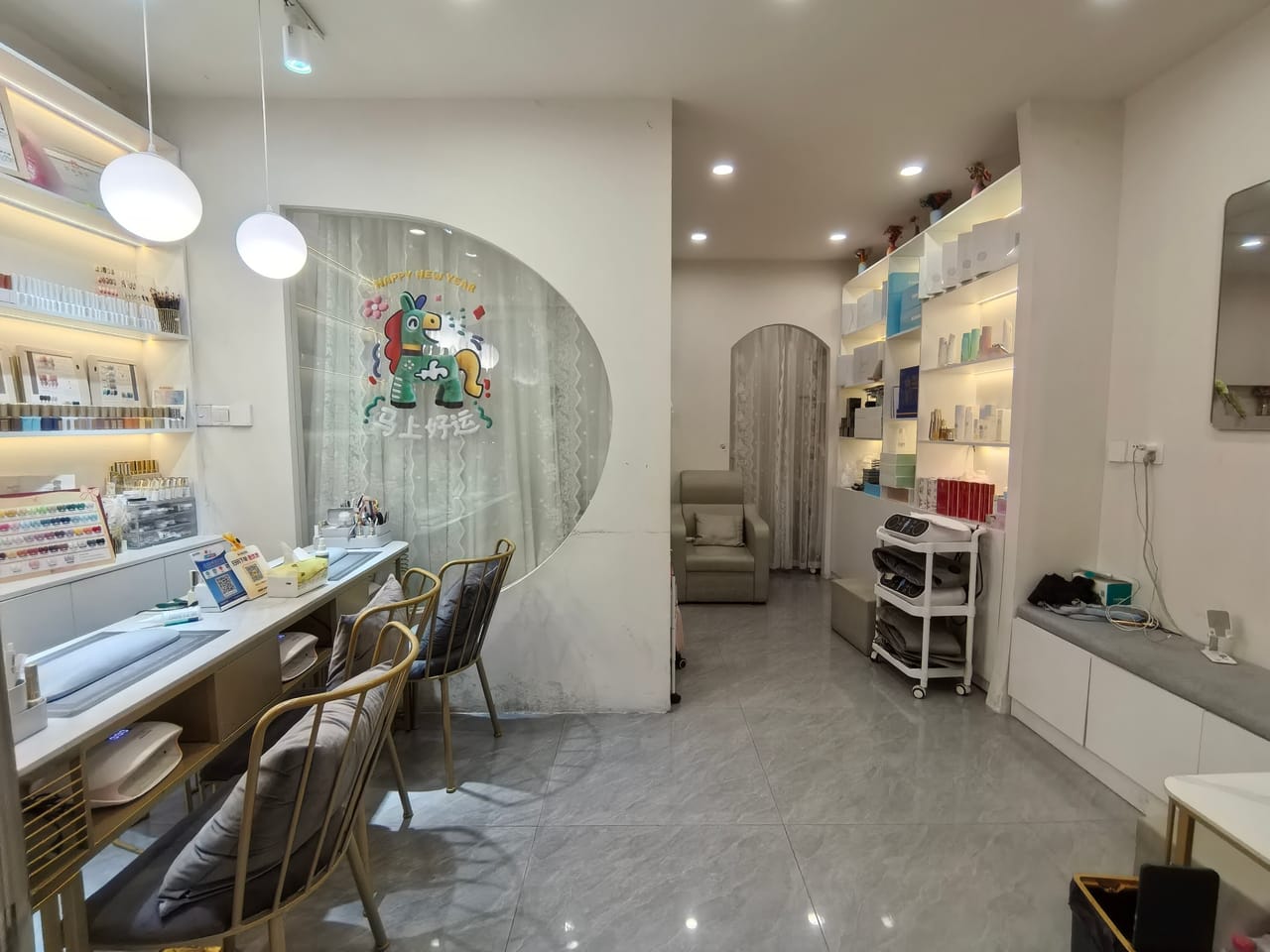 嘉定区海波路超市门口美甲美睫店转让！客源稳定整体转让人流大-5