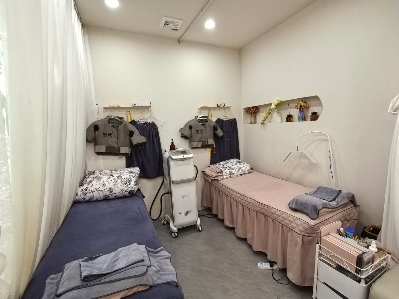 嘉定区海波路超市门口美甲美睫店转让！客源稳定整体转让人流大-4